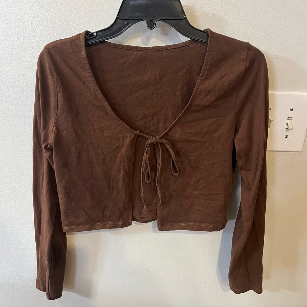 cute front tie cardigan
size medium